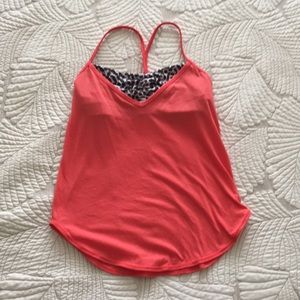 Lululemon tank size 6